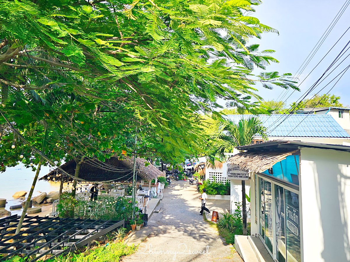 普吉島海景咖啡推薦｜Coming Home Cafe &#038; Seaside：沙灘鞦韆＋竹編露台超chill美拍空間 @兔兒毛毛姊妹花