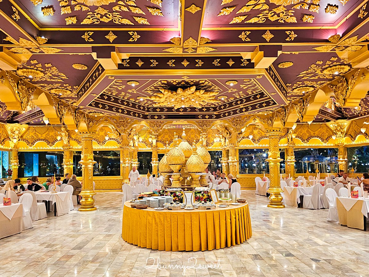 普吉島景點推薦｜Phuket FantaSea 普吉幻多奇：看秀吃Buffet、拍泰服、抱老虎的夜間樂園 @兔兒毛毛姊妹花