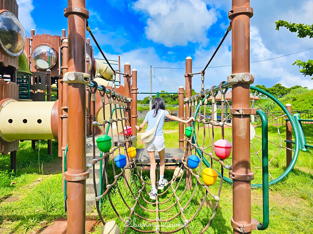 沖繩溜滑梯公園｜伊波公園：親子必訪的宇流麻市大型溜滑梯＆遊具樂園 @兔兒毛毛姊妹花