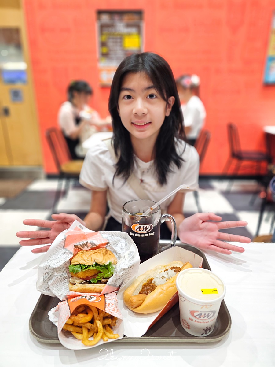 沖繩美食推薦｜A&#038;W漢堡：沖繩限定速食品牌，人氣NO.1漢堡、螺旋薯條、沙士必點 @兔兒毛毛姊妹花