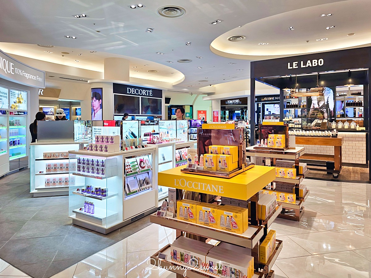 【DFS 沖繩那霸店購物攻略】免稅精品、美妝、沖繩伴手禮一次買齊｜樓層品牌＆必買推薦 @兔兒毛毛姊妹花