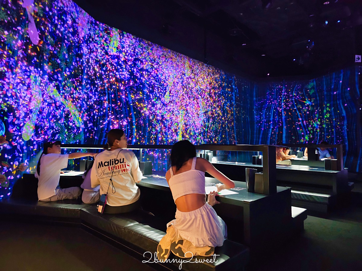 沖繩【沖繩 teamLab 未來園】沉浸式光影藝術親子樂園、雨天也能玩的室內景點 @兔兒毛毛姊妹花