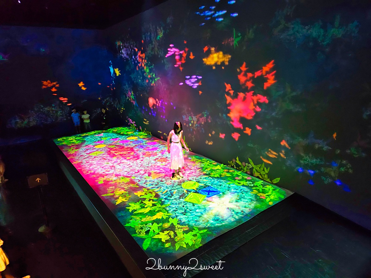 沖繩【沖繩 teamLab 未來園】沉浸式光影藝術親子樂園、雨天也能玩的室內景點 @兔兒毛毛姊妹花
