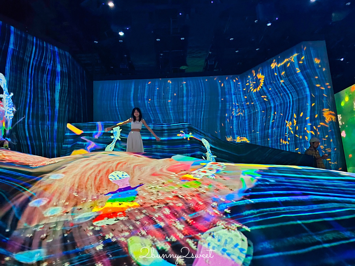 沖繩【沖繩 teamLab 未來園】沉浸式光影藝術親子樂園、雨天也能玩的室內景點 @兔兒毛毛姊妹花