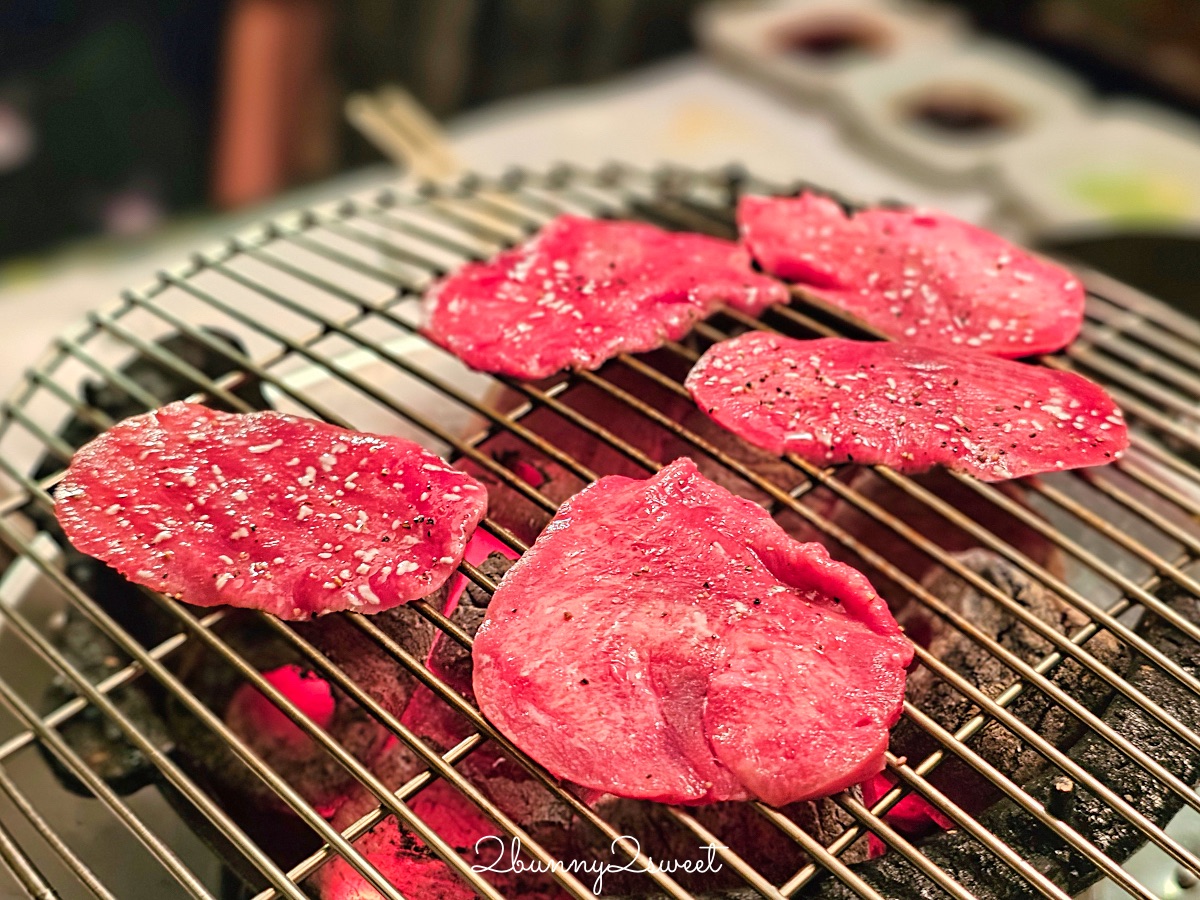 日本沖繩【炭火焼肉専門店 牛皇】和牛高級燒肉餐廳：極致奢華的頂級燒肉饗宴 @兔兒毛毛姊妹花