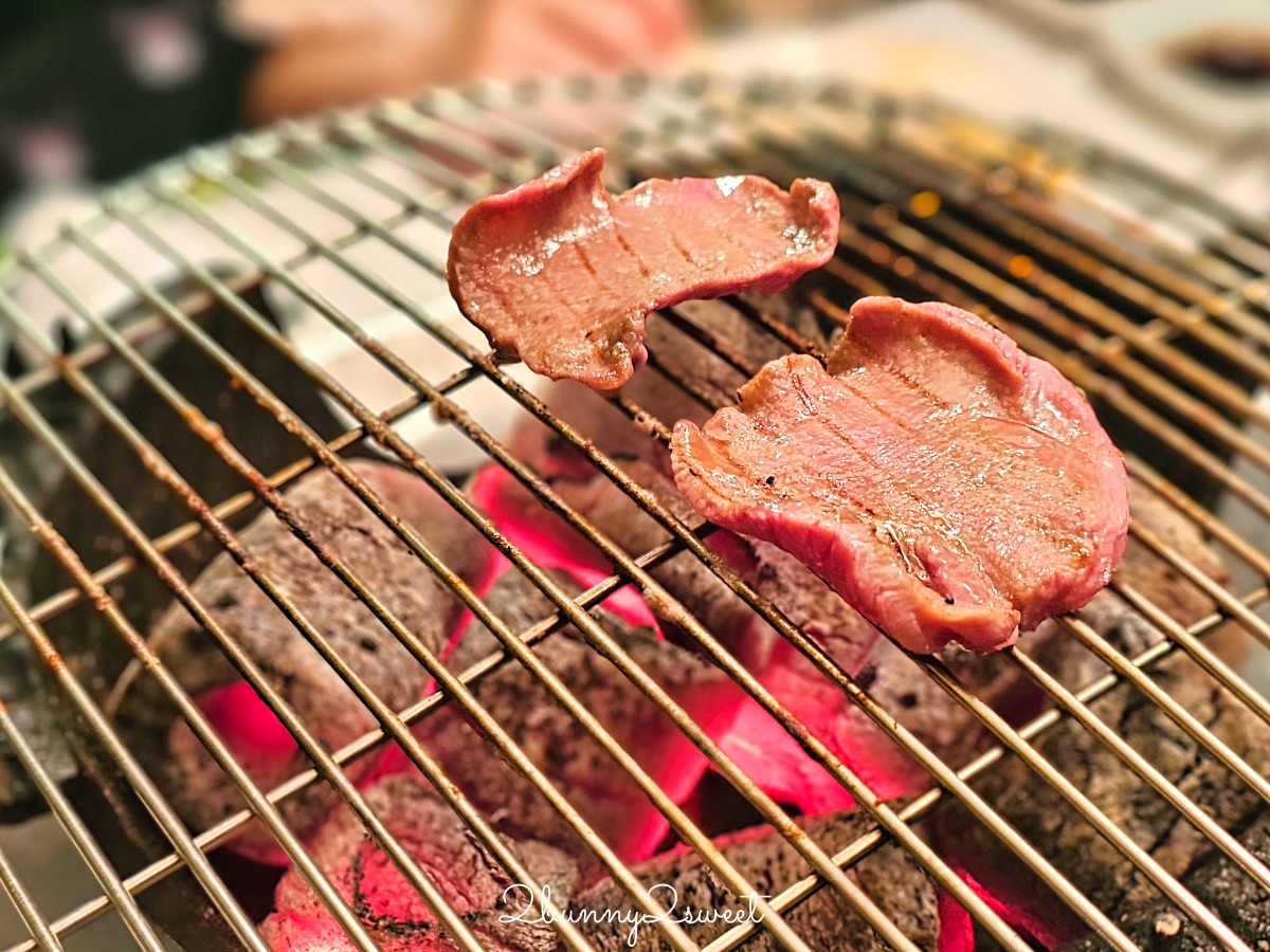 日本沖繩【炭火焼肉専門店 牛皇】和牛高級燒肉餐廳：極致奢華的頂級燒肉饗宴 @兔兒毛毛姊妹花
