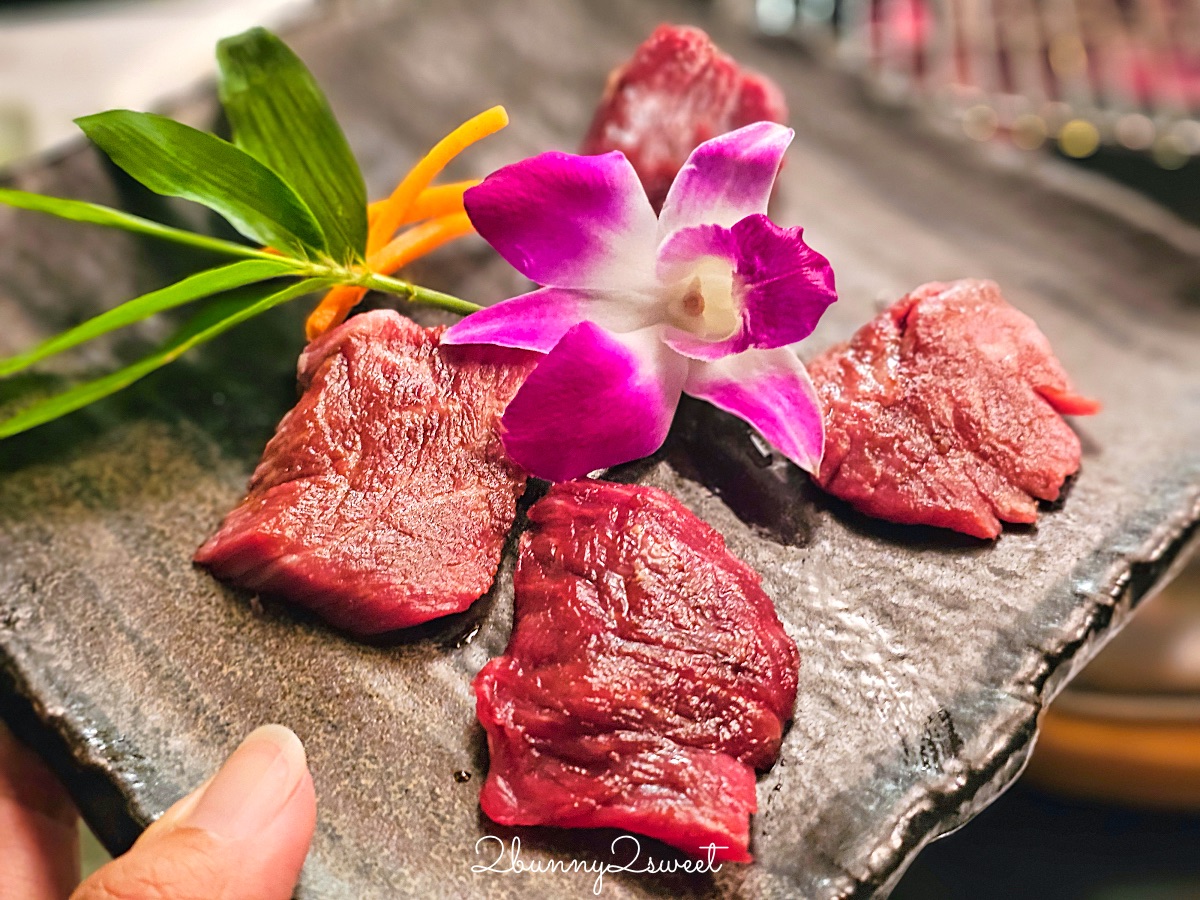 日本沖繩【炭火焼肉専門店 牛皇】和牛高級燒肉餐廳：極致奢華的頂級燒肉饗宴 @兔兒毛毛姊妹花