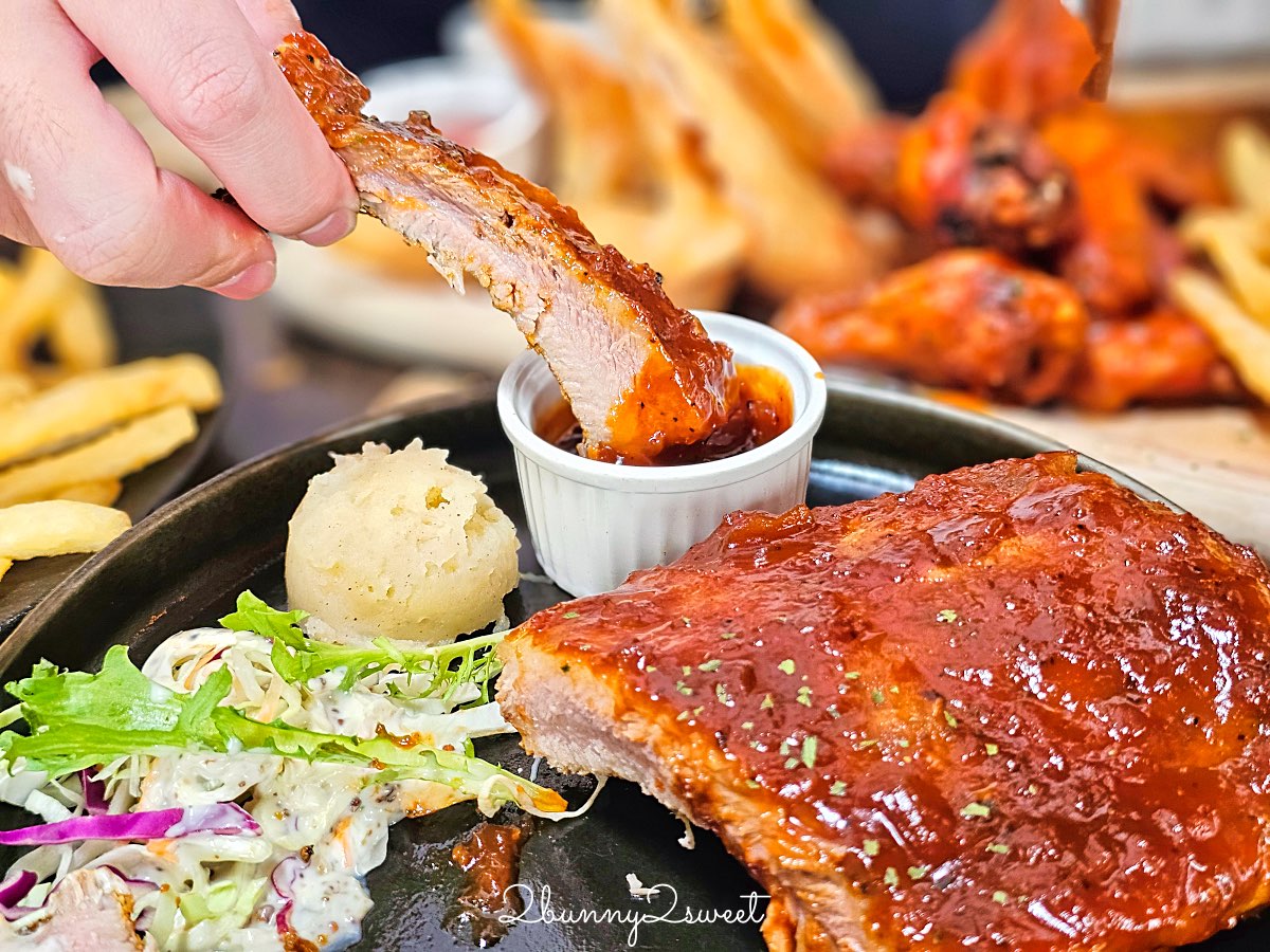 【ABV 美式餐酒館 台北敦化店】精釀啤酒 X 美式料理｜六道餐點六款啤酒完美搭配食記 @兔兒毛毛姊妹花