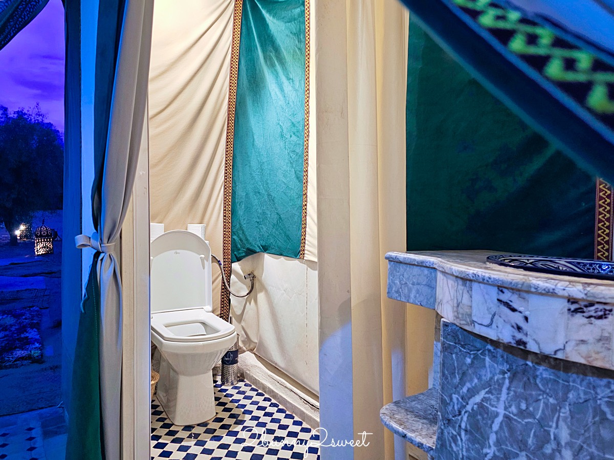 摩洛哥【撒哈拉魔力奢華沙漠營區 Sahara magic Luxury Tent】獨立衛浴、冷暖氣豪華沙漠帳篷開箱 @兔兒毛毛姊妹花