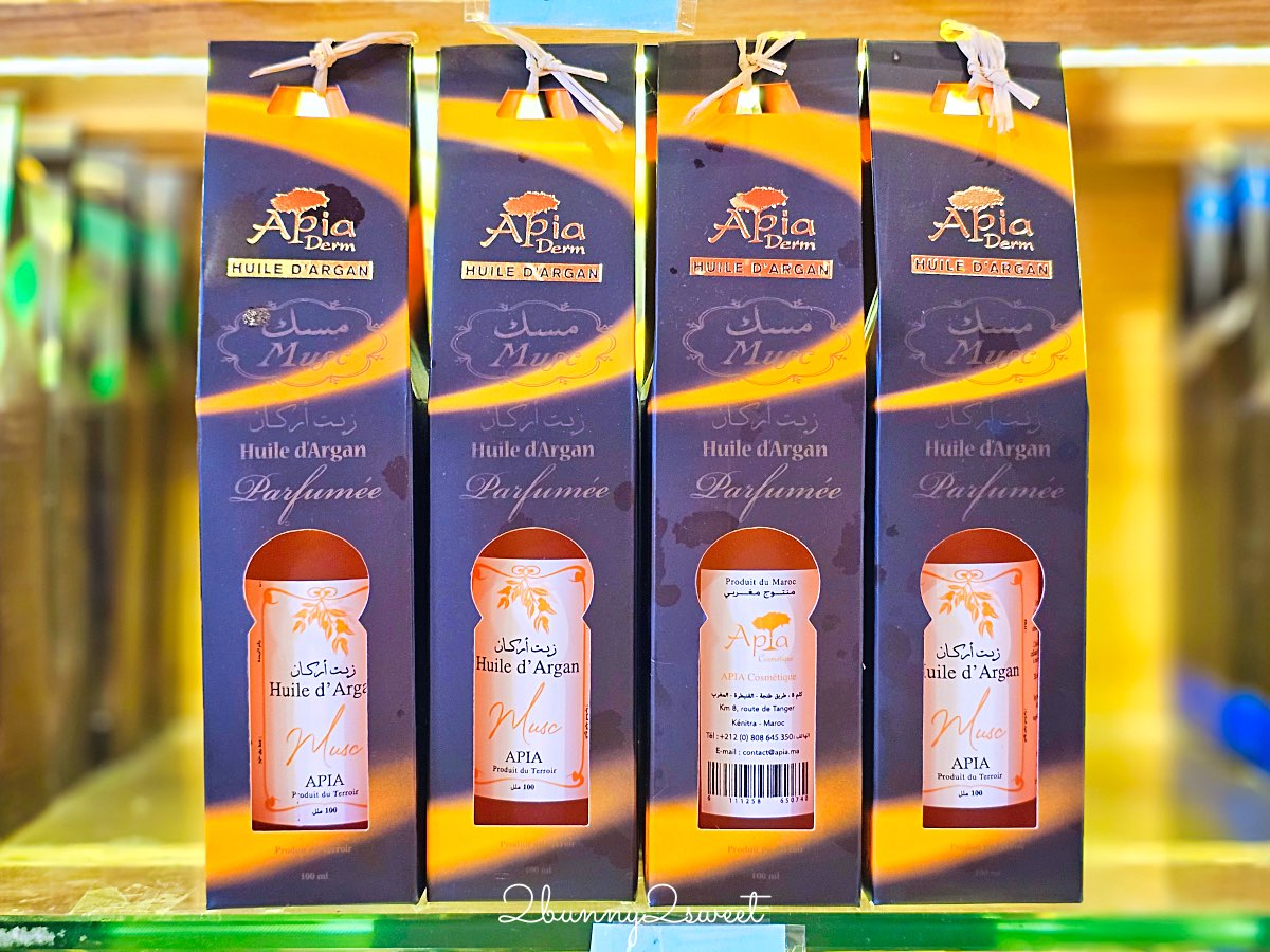 【摩洛哥伴手禮】APIA 必買阿甘油保養品牌＋咖啡餐廳實訪！菲斯往舍夫沙萬途中最舒服休息站 @兔兒毛毛姊妹花