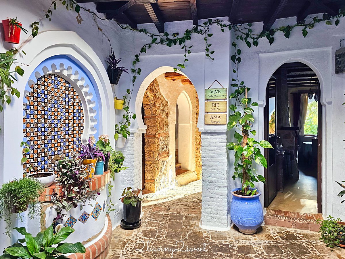 摩洛哥【Dar Echchaouen Maison d&#8217;hôtes &#038; Riad】舍夫沙萬藍色山城裡最美泳池飯店 @兔兒毛毛姊妹花