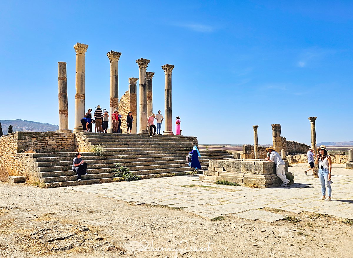 摩洛哥千年古城奇蹟！【瓦魯比利斯 Volubilis】世界遺產羅馬古城遺跡全攻略 @兔兒毛毛姊妹花