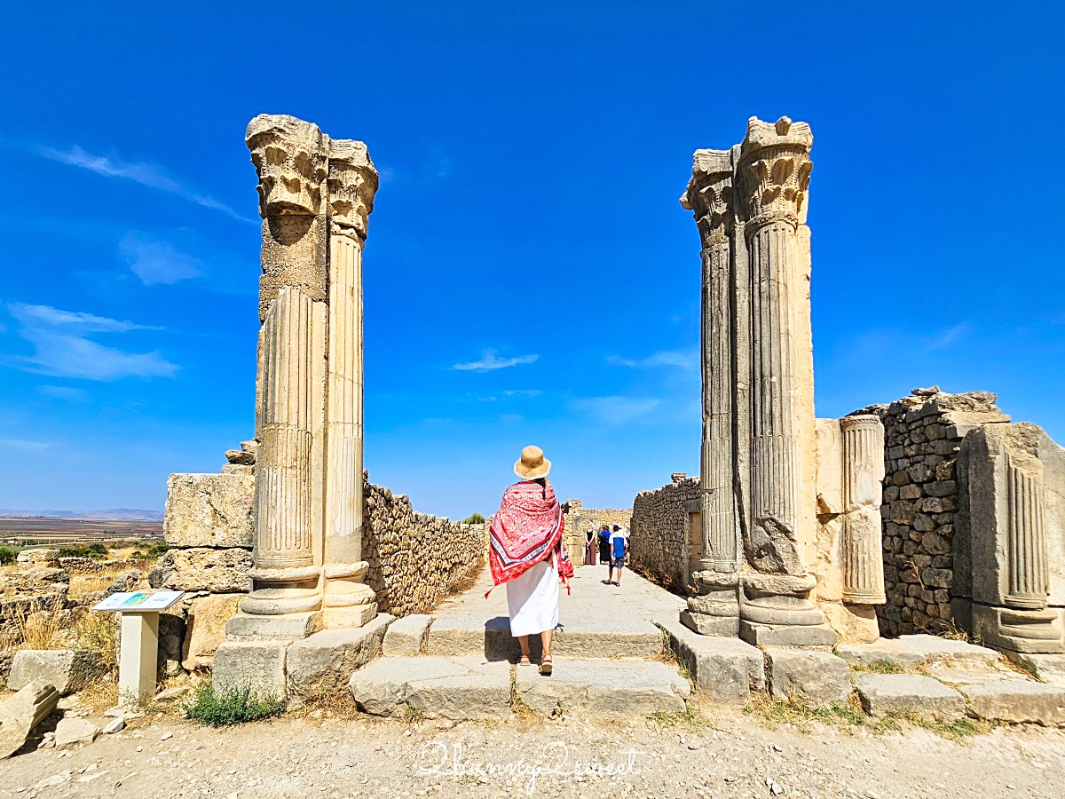 摩洛哥千年古城奇蹟！【瓦魯比利斯 Volubilis】世界遺產羅馬古城遺跡全攻略 @兔兒毛毛姊妹花