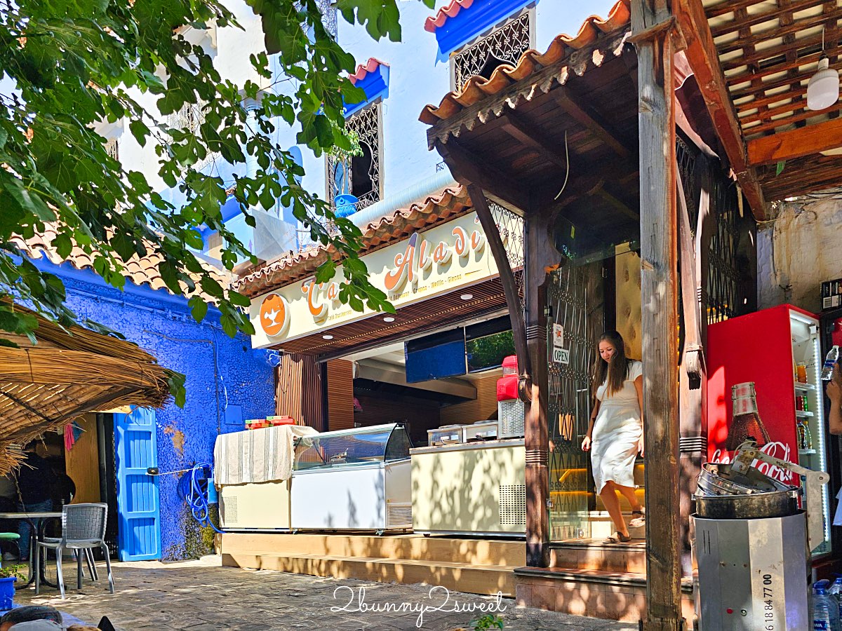 舍夫沙萬美食【Restaurant Casa Aladdin】眺望藍城屋頂與卡斯巴堡的夢幻打卡餐廳 @兔兒毛毛姊妹花