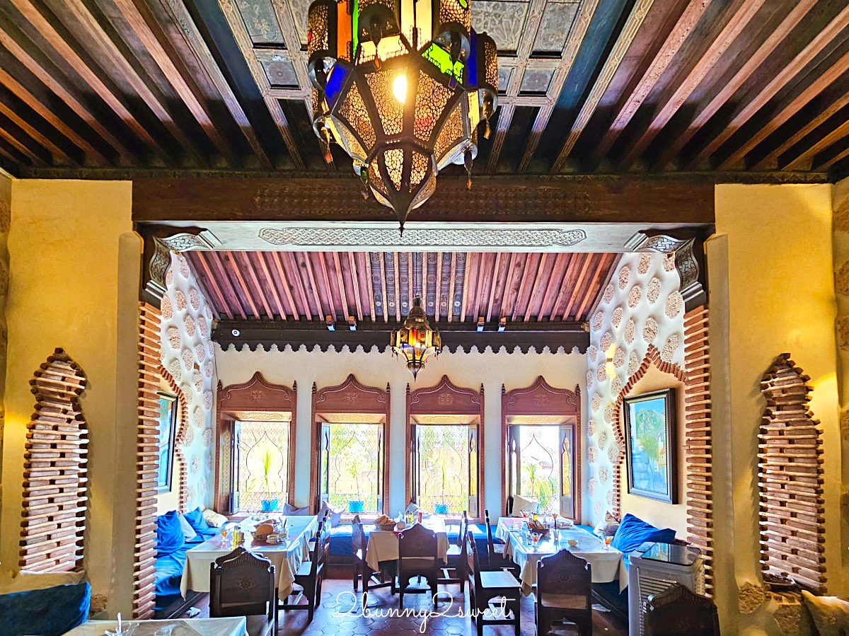 舍夫沙萬美食【Restaurant Casa Aladdin】眺望藍城屋頂與卡斯巴堡的夢幻打卡餐廳 @兔兒毛毛姊妹花