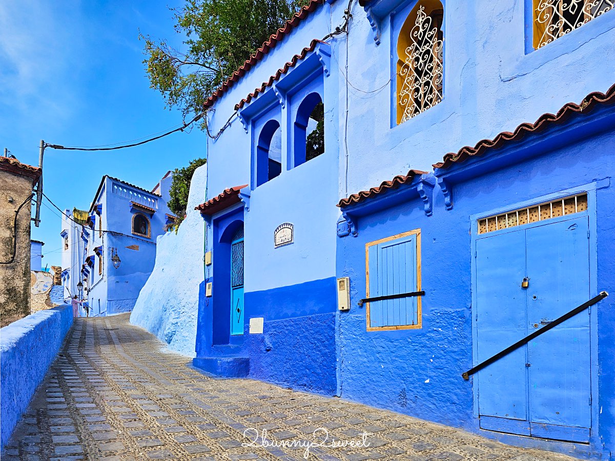 摩洛哥【舍夫沙萬 Chefchaouen】世界最夢幻藍色山城，必拍打卡點、必買伴手禮全攻略 @兔兒毛毛姊妹花