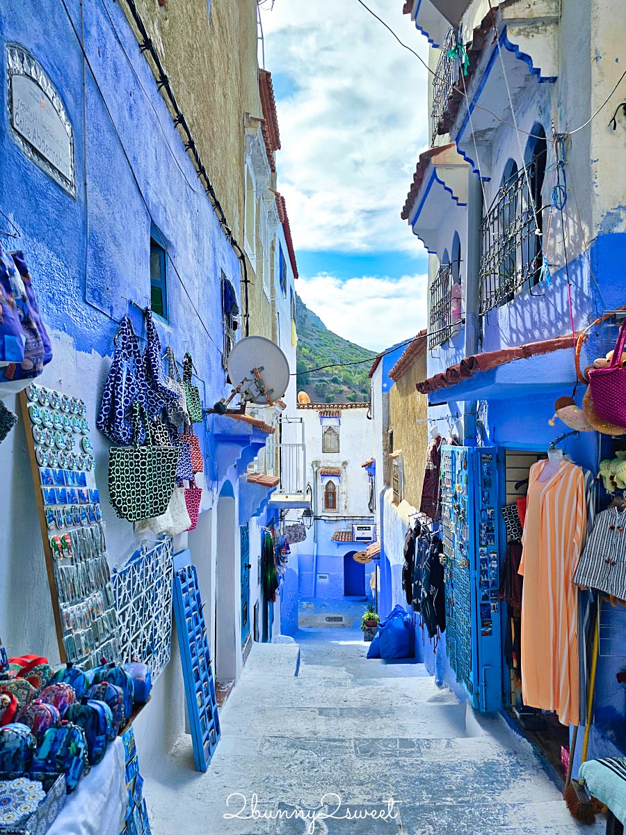 摩洛哥【舍夫沙萬 Chefchaouen】世界最夢幻藍色山城，必拍打卡點、必買伴手禮全攻略 @兔兒毛毛姊妹花