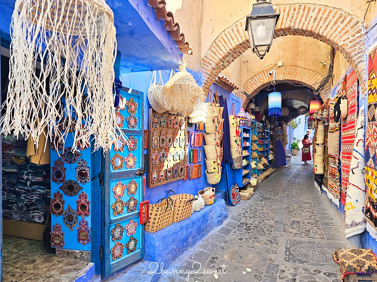 摩洛哥【舍夫沙萬 Chefchaouen】世界最夢幻藍色山城，必拍打卡點、必買伴手禮全攻略 @兔兒毛毛姊妹花