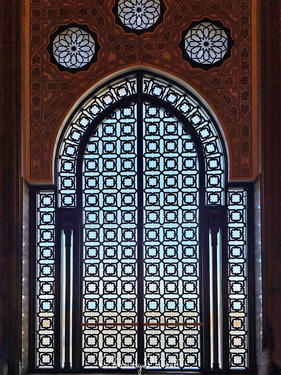 摩洛哥【哈桑二世清真寺 Hassan II Mosque】卡薩布蘭卡必訪壯麗海上清真寺 @兔兒毛毛姊妹花