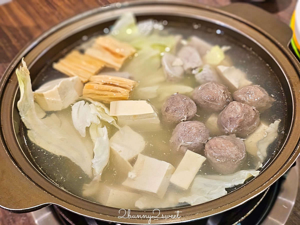 【牛鼎牛肉火鍋】台北民生社區也有台南產地直送溫體牛！清甜湯頭、厚切牛肉超鮮嫩 @兔兒毛毛姊妹花