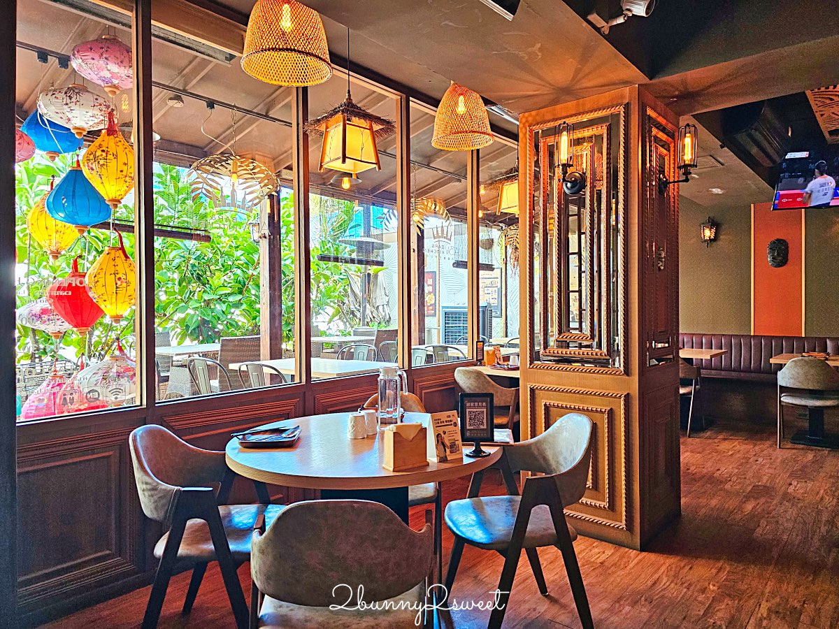 【ABV南洋餐酒館國館店】免出國吃正宗泰國菜配精釀啤酒，巨無霸火山排骨超霸氣 @兔兒毛毛姊妹花