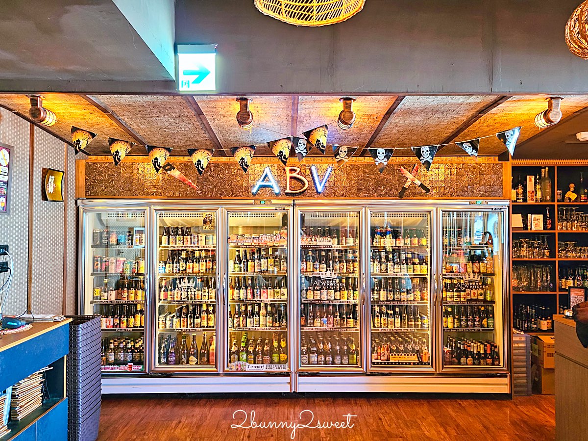 【ABV南洋餐酒館國館店】免出國吃正宗泰國菜配精釀啤酒，巨無霸火山排骨超霸氣 @兔兒毛毛姊妹花