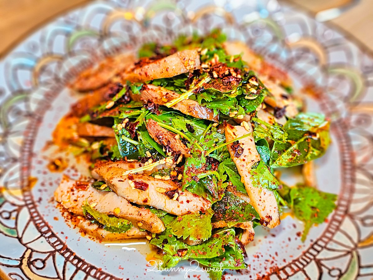 【ABV南洋餐酒館國館店】免出國吃正宗泰國菜配精釀啤酒，巨無霸火山排骨超霸氣 @兔兒毛毛姊妹花