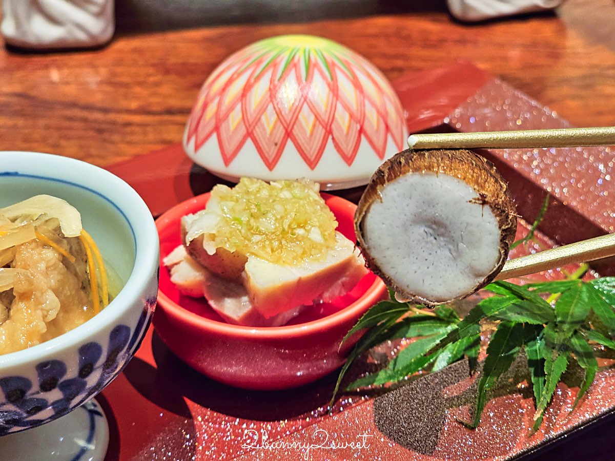 大阪美食【天婦羅天山】法善寺橫丁米其林等級天婦羅：現炸職人秀 × 嚴選旬味食材 × 二樓清酒吧 AWA 氛圍滿點！ @兔兒毛毛姊妹花