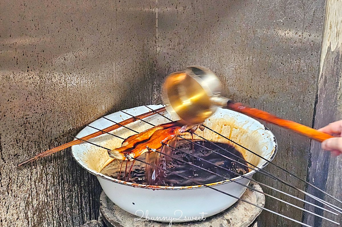 京都鰻魚飯【炭燒鰻 土井活鰻】伏見稻荷人氣炭火鰻魚名店！百年職人魂的炭香蒲燒鰻重 @兔兒毛毛姊妹花
