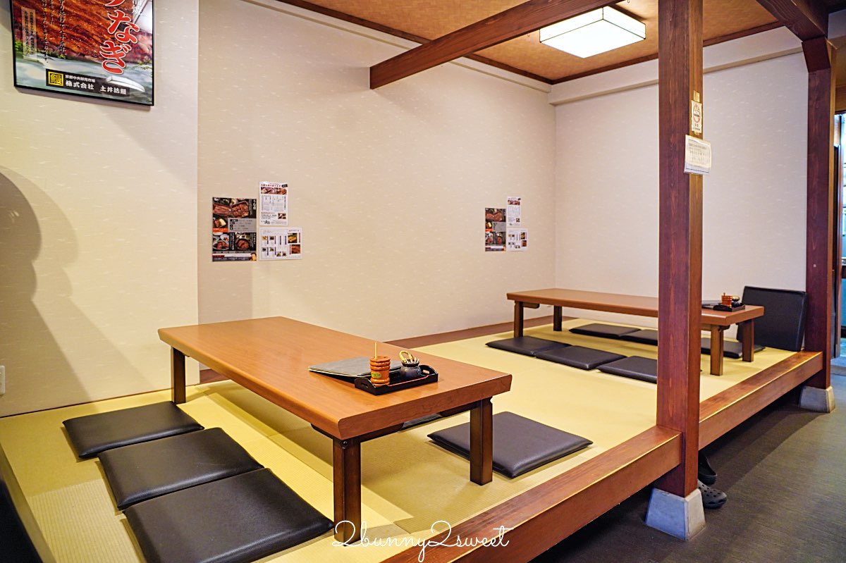 京都鰻魚飯【炭燒鰻 土井活鰻】伏見稻荷人氣炭火鰻魚名店！百年職人魂的炭香蒲燒鰻重 @兔兒毛毛姊妹花