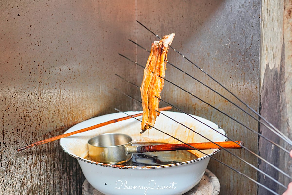 京都鰻魚飯【炭燒鰻 土井活鰻】伏見稻荷人氣炭火鰻魚名店！百年職人魂的炭香蒲燒鰻重 @兔兒毛毛姊妹花