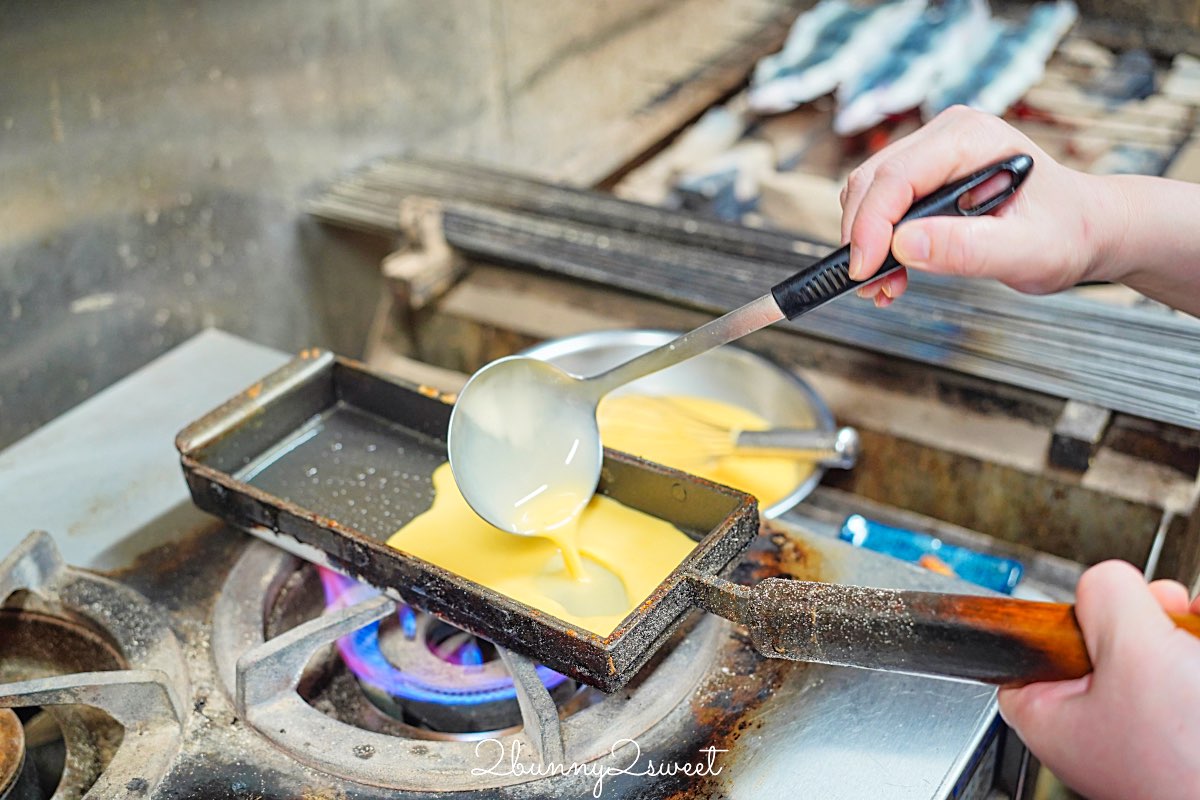 京都鰻魚飯【炭燒鰻 土井活鰻】伏見稻荷人氣炭火鰻魚名店！百年職人魂的炭香蒲燒鰻重 @兔兒毛毛姊妹花
