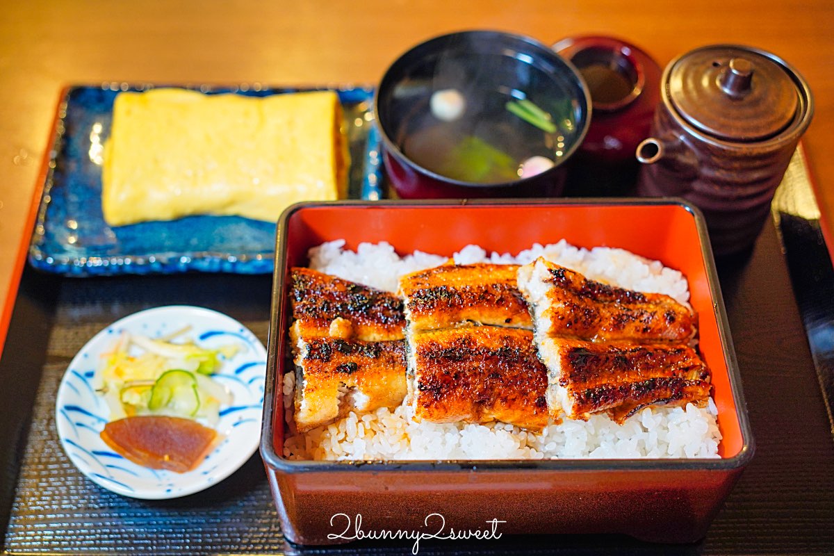京都鰻魚飯【炭燒鰻 土井活鰻】伏見稻荷人氣炭火鰻魚名店！百年職人魂的炭香蒲燒鰻重 @兔兒毛毛姊妹花