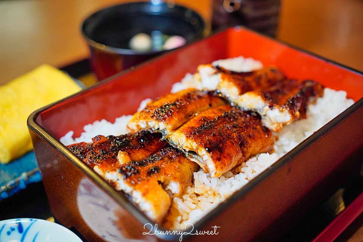 京都鰻魚飯【炭燒鰻 土井活鰻】伏見稻荷人氣炭火鰻魚名店！百年職人魂的炭香蒲燒鰻重 @兔兒毛毛姊妹花