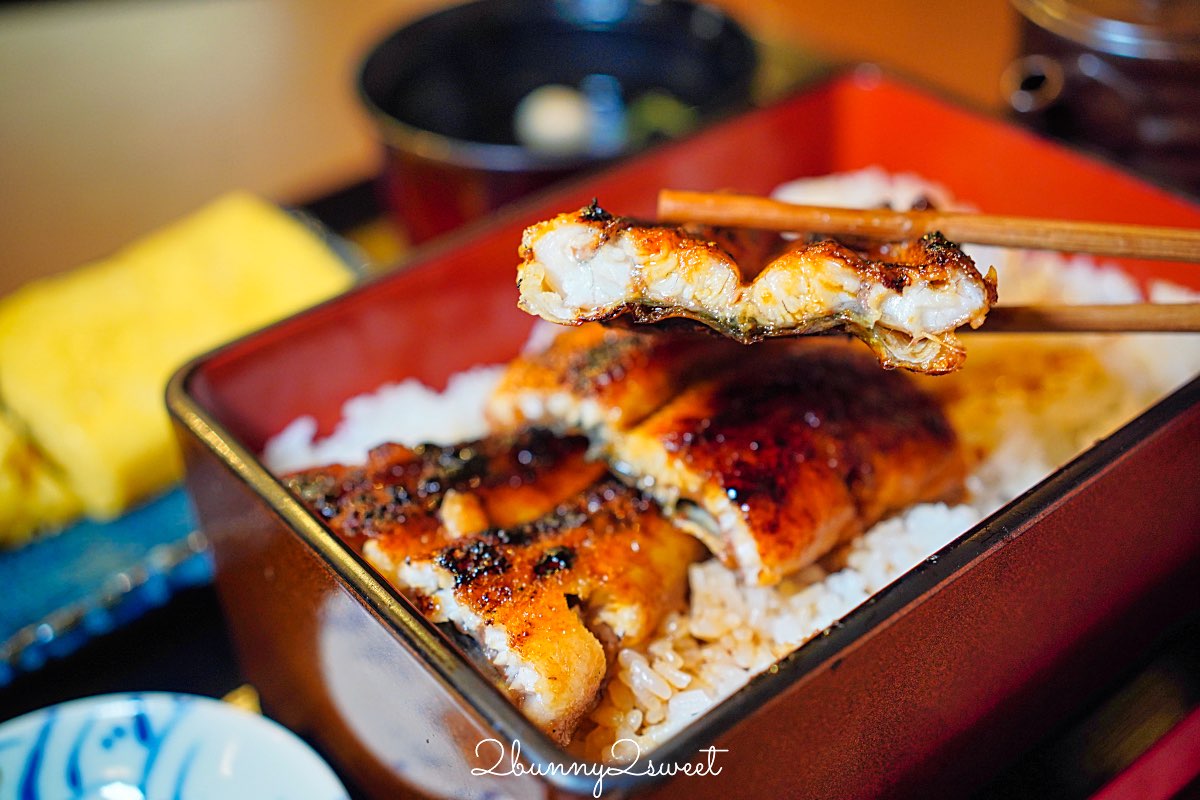 京都鰻魚飯【炭燒鰻 土井活鰻】伏見稻荷人氣炭火鰻魚名店！百年職人魂的炭香蒲燒鰻重 @兔兒毛毛姊妹花
