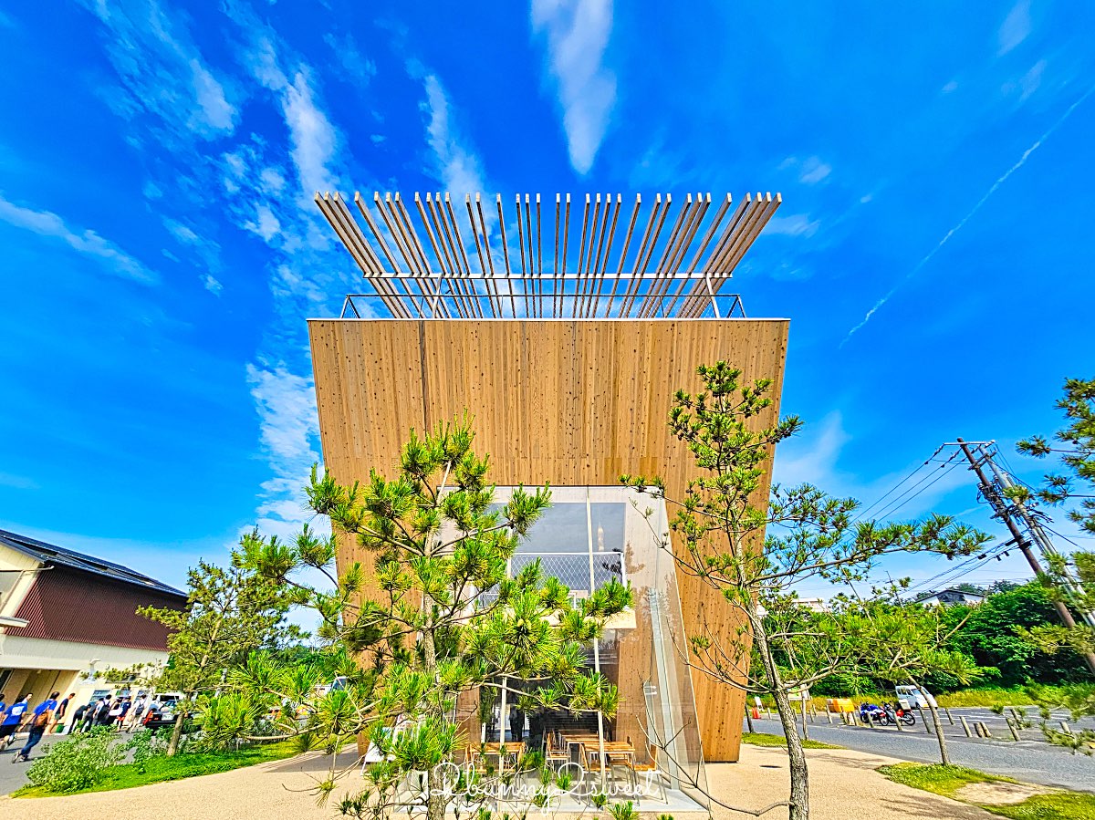 【Takahama Café 高濱咖啡】隈研吾操刀木質系咖啡館！面對鳥取砂丘絕美露台太好拍 @兔兒毛毛姊妹花