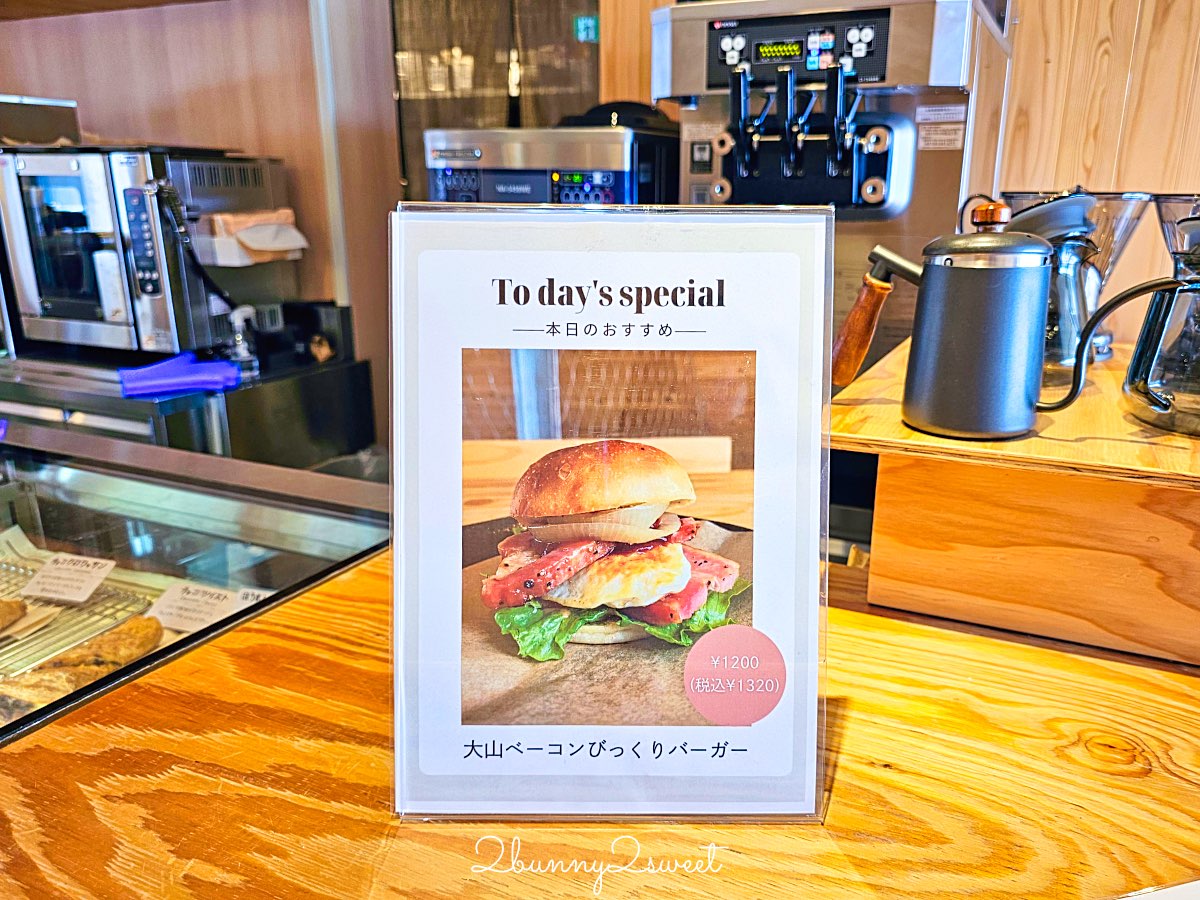 【Takahama Café 高濱咖啡】隈研吾操刀木質系咖啡館！面對鳥取砂丘絕美露台太好拍 @兔兒毛毛姊妹花