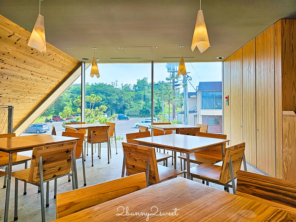 【Takahama Café 高濱咖啡】隈研吾操刀木質系咖啡館！面對鳥取砂丘絕美露台太好拍 @兔兒毛毛姊妹花