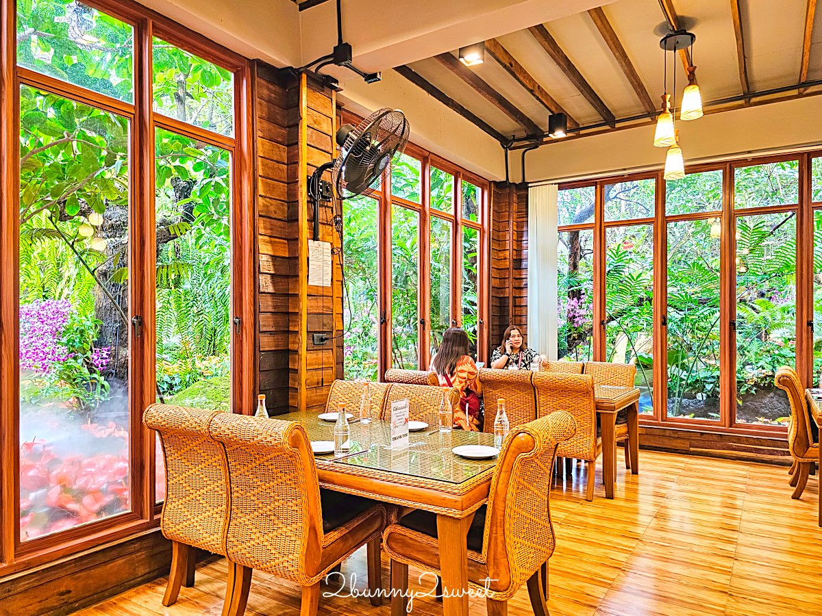 【Lalitta Café】泰北清萊超浮誇仙境咖啡廳！瀑布、雲霧、紙傘步道超好拍 @兔兒毛毛姊妹花