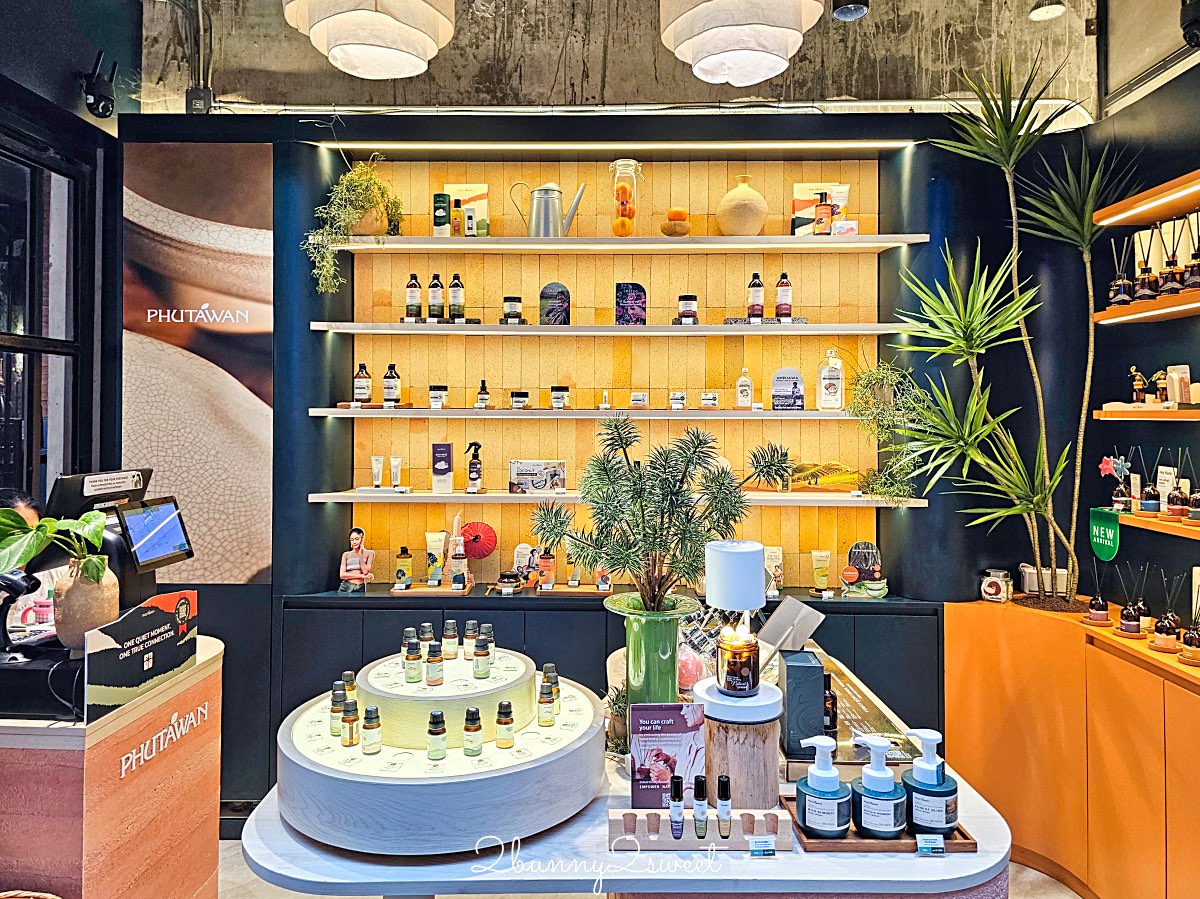 【One Nimman】清邁最美文青商場～在地設計品牌、香氛選物、貓咪咖啡、米其林餐廳一次逛透！ @兔兒毛毛姊妹花