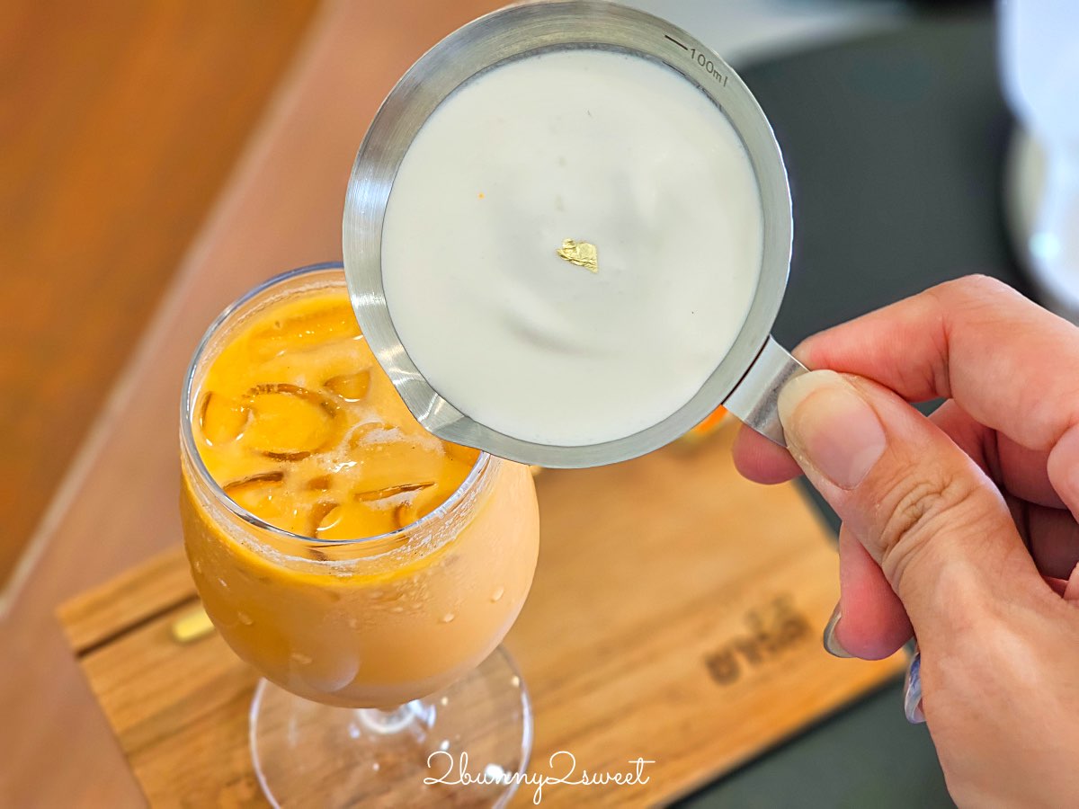 清邁美食【CHARLIE Thai Tea】喝過就回不去的精品泰奶，自選茶葉、甜度、萃取時間～超順口 @兔兒毛毛姊妹花