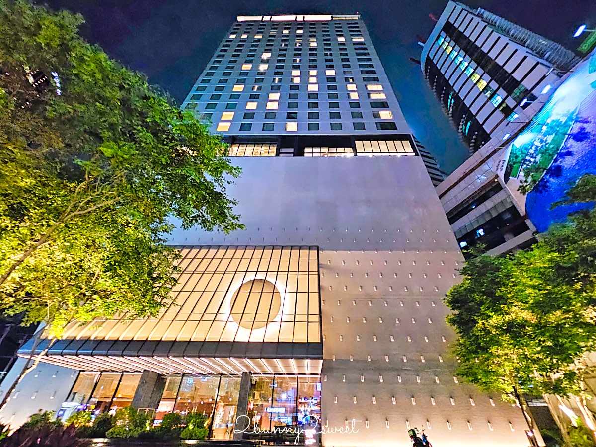 曼谷【KROMO Bangkok Curio Collection by Hilton】粉紅夢幻設計、絕美空中泳池、文青系早餐超驚艷! @兔兒毛毛姊妹花 曼谷【KROMO Bangkok Curio Collection by Hilton】粉紅夢幻設計、絕美空中泳池、文青系早餐超驚艷! @兔兒毛毛姊妹花