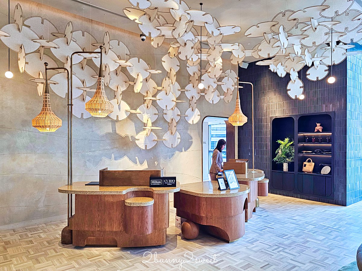 曼谷【KROMO Bangkok Curio Collection by Hilton】粉紅夢幻設計、絕美空中泳池、文青系早餐超驚艷! @兔兒毛毛姊妹花 曼谷【KROMO Bangkok Curio Collection by Hilton】粉紅夢幻設計、絕美空中泳池、文青系早餐超驚艷! @兔兒毛毛姊妹花