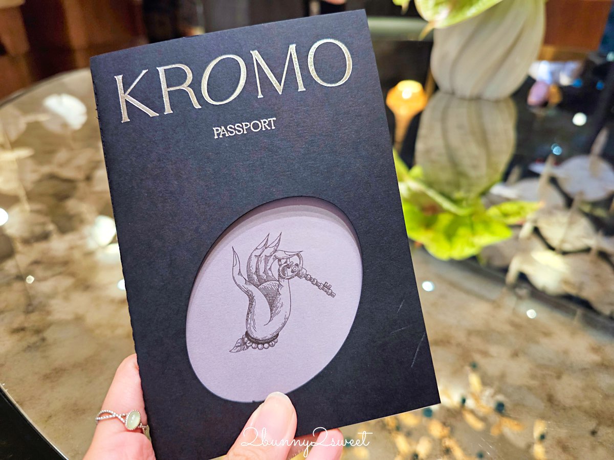 曼谷【KROMO Bangkok Curio Collection by Hilton】粉紅夢幻設計、絕美空中泳池、文青系早餐超驚艷! @兔兒毛毛姊妹花 曼谷【KROMO Bangkok Curio Collection by Hilton】粉紅夢幻設計、絕美空中泳池、文青系早餐超驚艷! @兔兒毛毛姊妹花