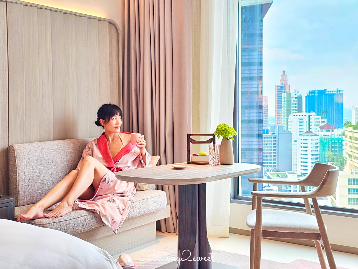 曼谷【KROMO Bangkok Curio Collection by Hilton】粉紅夢幻設計、絕美空中泳池、文青系早餐超驚艷! @兔兒毛毛姊妹花 曼谷【KROMO Bangkok Curio Collection by Hilton】粉紅夢幻設計、絕美空中泳池、文青系早餐超驚艷! @兔兒毛毛姊妹花