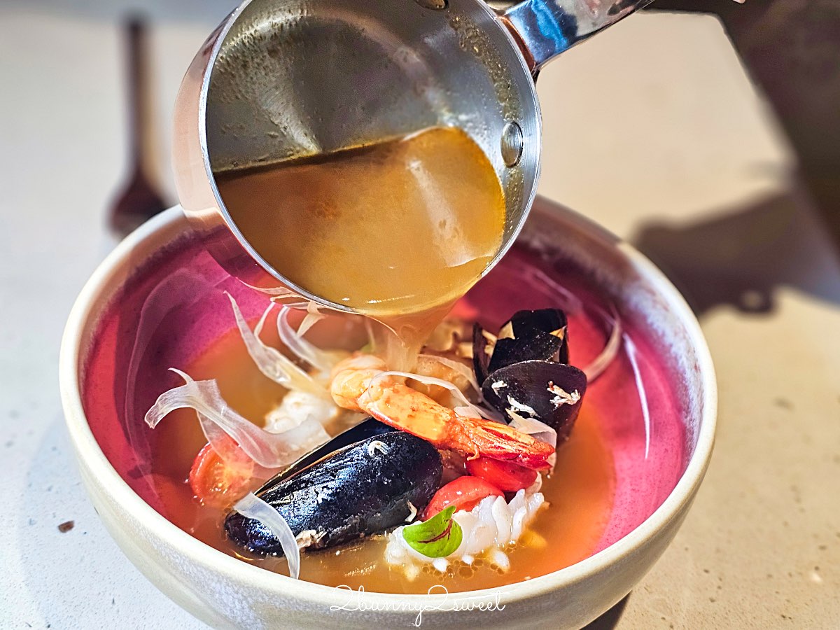 曼谷【KROMO Bangkok Curio Collection by Hilton】粉紅夢幻設計、絕美空中泳池、文青系早餐超驚艷! @兔兒毛毛姊妹花 曼谷【KROMO Bangkok Curio Collection by Hilton】粉紅夢幻設計、絕美空中泳池、文青系早餐超驚艷! @兔兒毛毛姊妹花