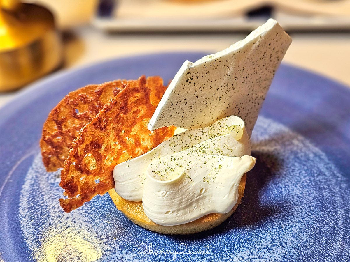 曼谷【KROMO Bangkok Curio Collection by Hilton】粉紅夢幻設計、絕美空中泳池、文青系早餐超驚艷! @兔兒毛毛姊妹花 曼谷【KROMO Bangkok Curio Collection by Hilton】粉紅夢幻設計、絕美空中泳池、文青系早餐超驚艷! @兔兒毛毛姊妹花