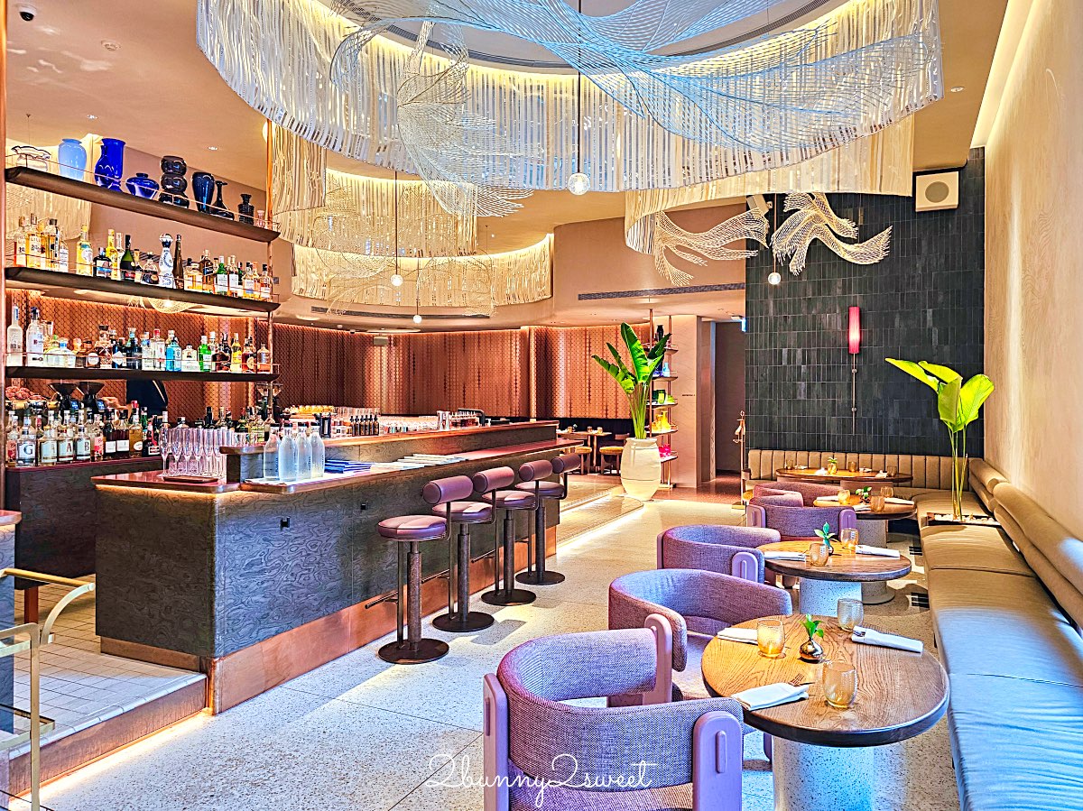 曼谷【KROMO Bangkok Curio Collection by Hilton】粉紅夢幻設計、絕美空中泳池、文青系早餐超驚艷! @兔兒毛毛姊妹花 曼谷【KROMO Bangkok Curio Collection by Hilton】粉紅夢幻設計、絕美空中泳池、文青系早餐超驚艷! @兔兒毛毛姊妹花