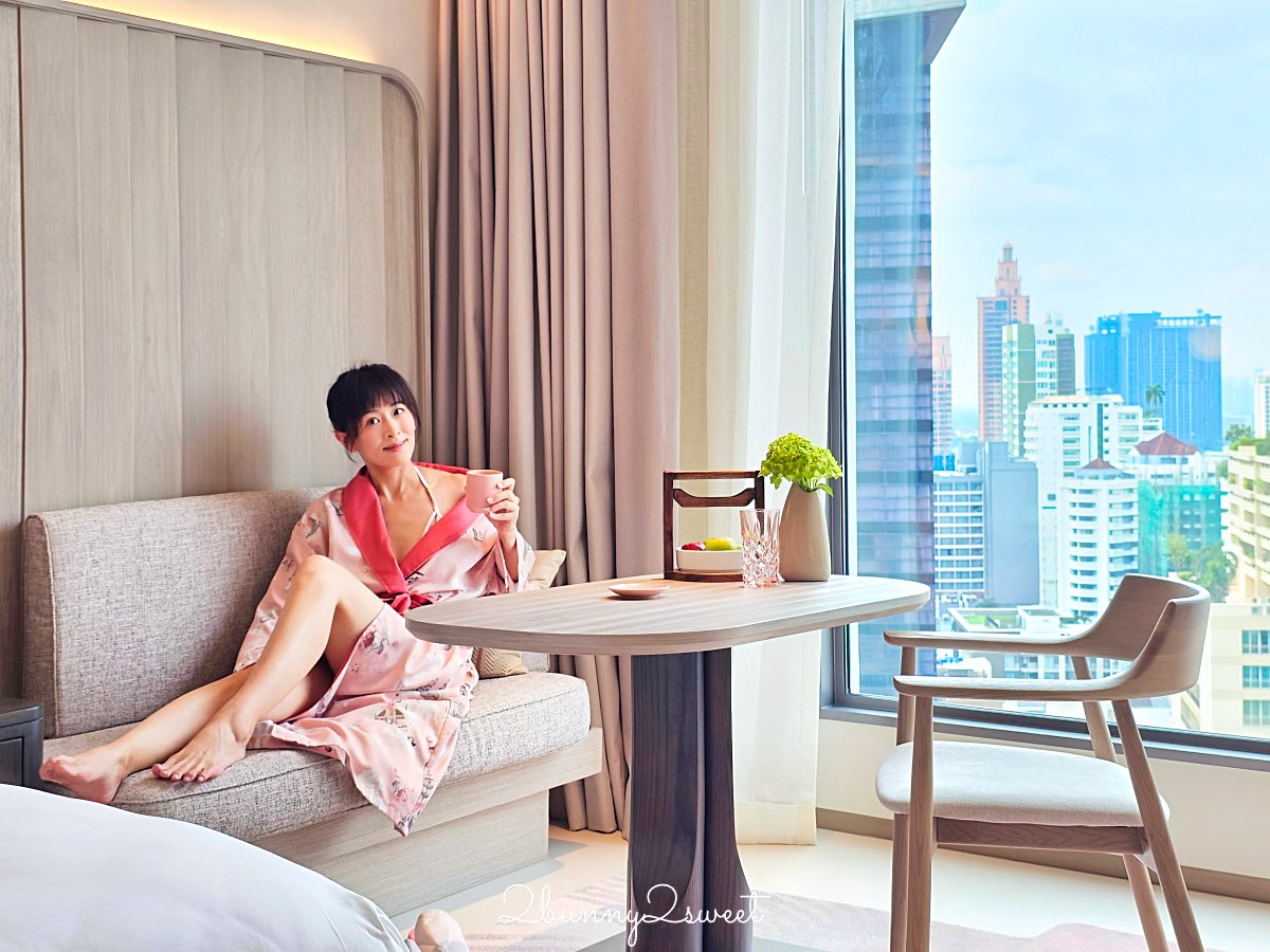 曼谷【KROMO Bangkok Curio Collection by Hilton】粉紅夢幻設計、絕美空中泳池、文青系早餐超驚艷! @兔兒毛毛姊妹花 曼谷【KROMO Bangkok Curio Collection by Hilton】粉紅夢幻設計、絕美空中泳池、文青系早餐超驚艷! @兔兒毛毛姊妹花
