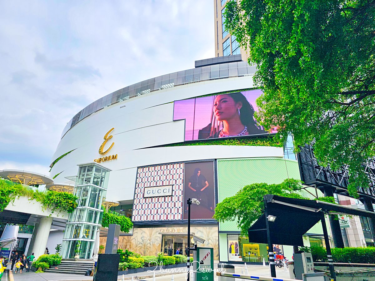 曼谷最新打卡地標【FRIEND FRIEND】Emporium停車場改建，以綠意與光打造的生活美學空間 @兔兒毛毛姊妹花